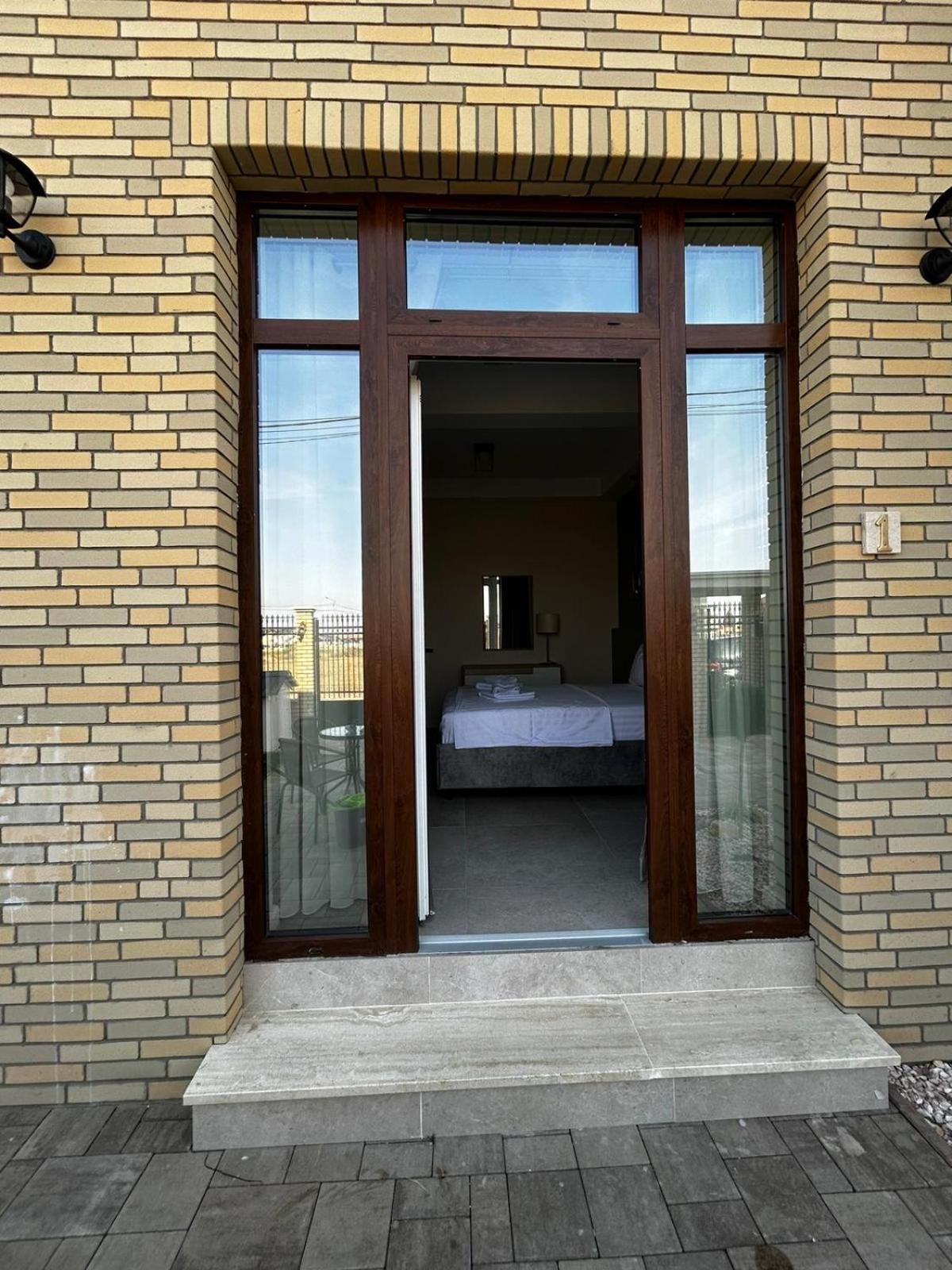 Pensiunea Villa D'Amici Mosnita Noua Buitenkant foto