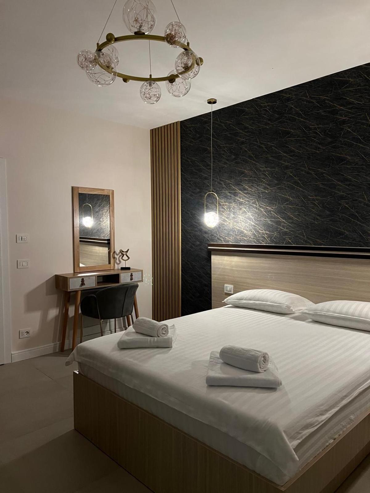 Pensiunea Villa D'Amici Mosnita Noua Buitenkant foto